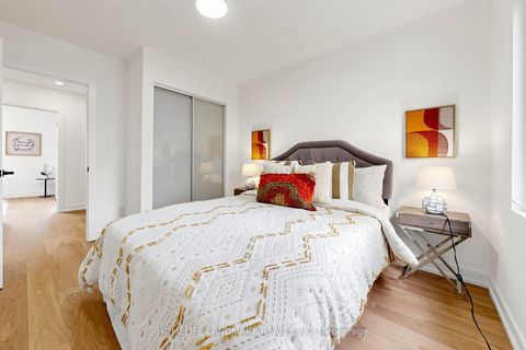 Photo 11 at 55 Chilton Road, East York, Toronto