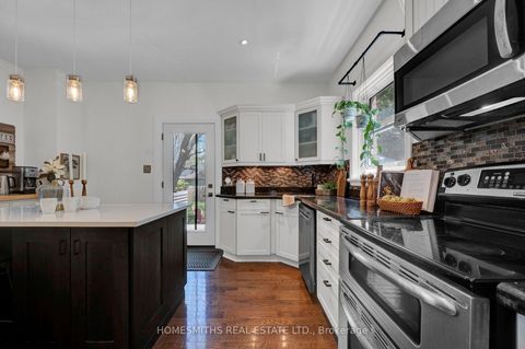Photo 18 at 67 Centre Street, Bowmanville, Clarington