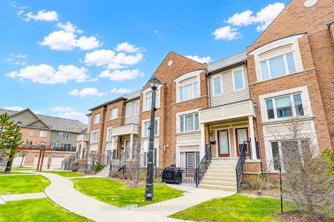 Photo 1 at 61 Burton Howard Drive, Bayview Northeast, Aurora