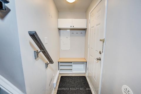 Photo 36 at 61 Burton Howard Drive, Bayview Northeast, Aurora