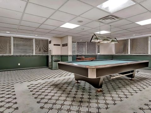 Photo 38 at 402 - 1 Clark Avenue W, Yorkhill, Vaughan