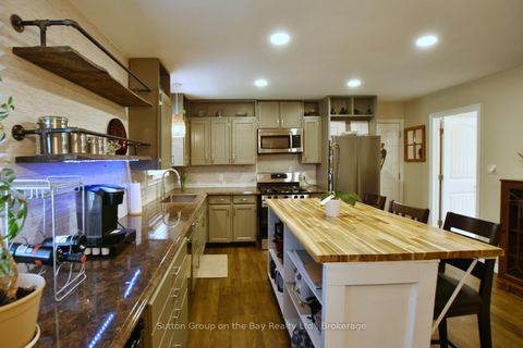 Photo 6 at 238 McCrea Drive, Stayner, Clearview
