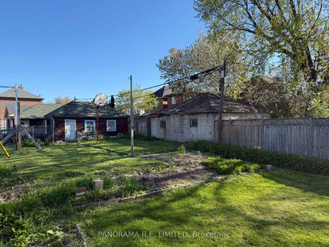 Photo 3 at 505/507 Old Weston Road, Pellam Park, Toronto