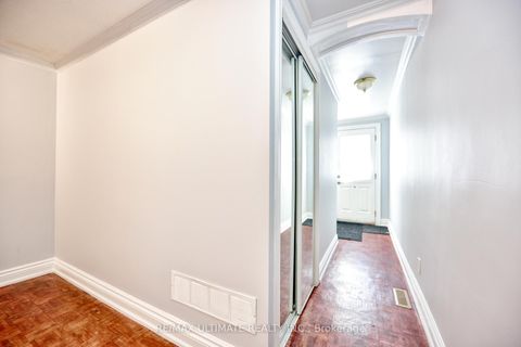 Photo 8 at 132 Spears Street, Smythe, Toronto