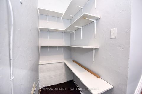 Photo 11 at 132 Spears Street, Smythe, Toronto
