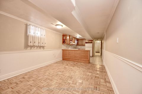 Photo 13 at 132 Spears Street, Smythe, Toronto