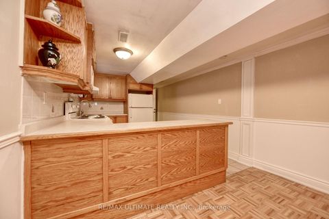 Photo 20 at 132 Spears Street, Smythe, Toronto