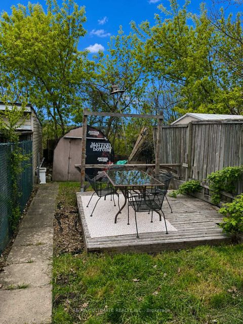 Photo 26 at 132 Spears Street, Smythe, Toronto