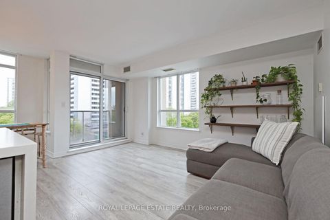 Photo 6 at 512 - 225 Wellesley Street E, South St. James Town, Toronto