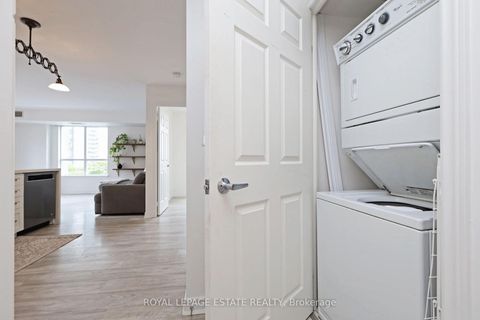 Photo 19 at 512 - 225 Wellesley Street E, South St. James Town, Toronto