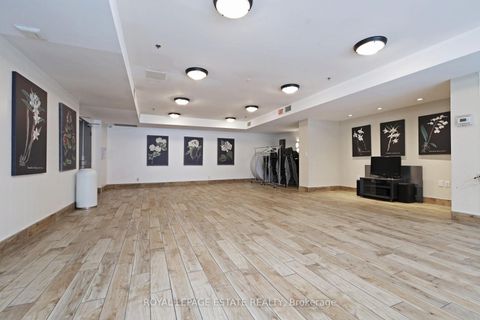 Photo 27 at 512 - 225 Wellesley Street E, South St. James Town, Toronto