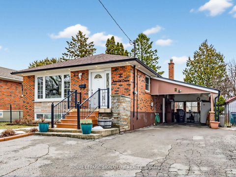 Photo 1 at 7 Jarwick Drive, Woburn, Toronto