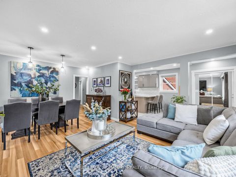 Photo 14 at 7 Jarwick Drive, Woburn, Toronto