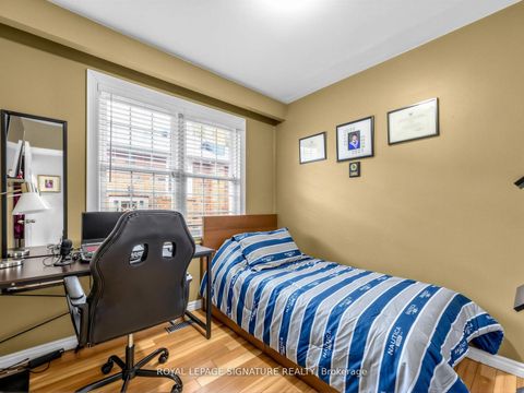 Photo 25 at 7 Jarwick Drive, Woburn, Toronto