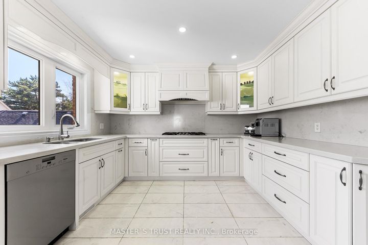 Photo 1 at 243 Burbank Drive, Bayview Village, Toronto