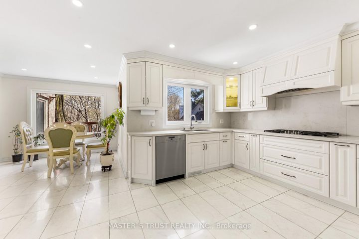 Photo 3 at 243 Burbank Drive, Bayview Village, Toronto