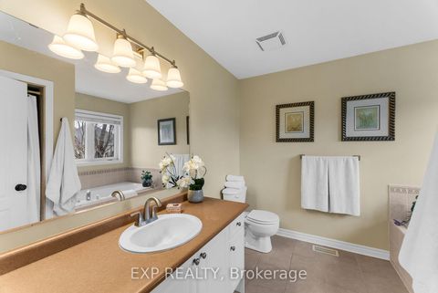 Photo 27 at 14 Whitestone Drive, Keswick North, Georgina