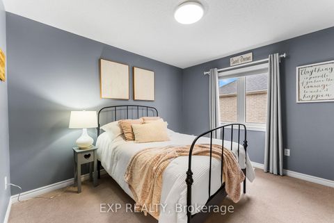 Photo 33 at 14 Whitestone Drive, Keswick North, Georgina