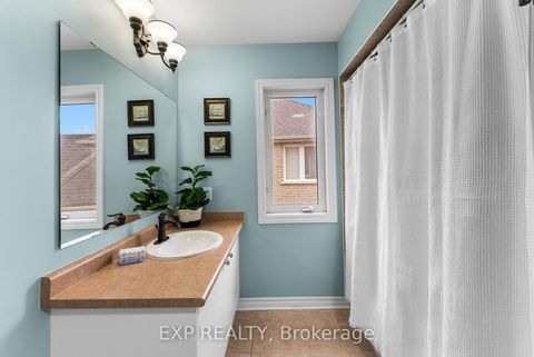 Photo 37 at 14 Whitestone Drive, Keswick North, Georgina