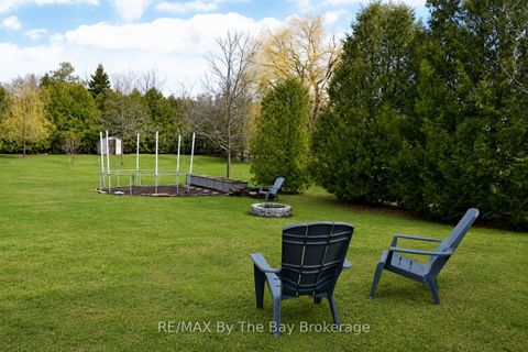 Photo 1 at 215 Montreal Street, Stayner, Clearview