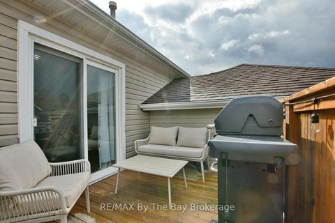 Photo 11 at 215 Montreal Street, Stayner, Clearview