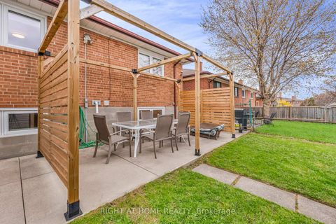Photo 43 at 110 Victory Drive, CFB, Toronto