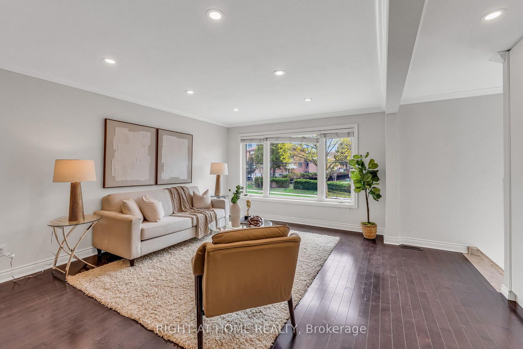 110 Victory Drive, CFB, Toronto 