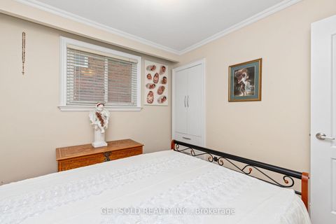 Photo 13 at 238 Firgrove Crescent, Jane Heights, Toronto