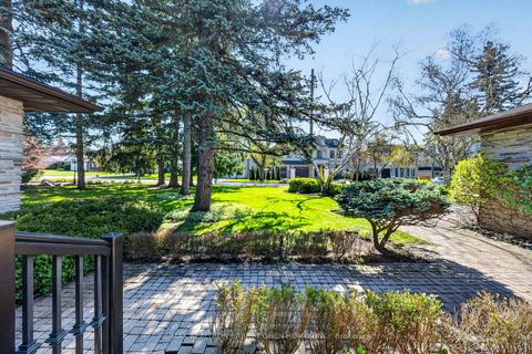 Photo 2 at 18 Brian Cliff Drive, Don Mills, Toronto