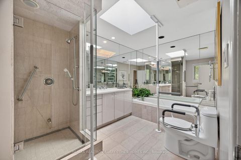 Photo 11 at 18 Brian Cliff Drive, Don Mills, Toronto