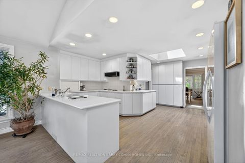 Photo 16 at 18 Brian Cliff Drive, Don Mills, Toronto