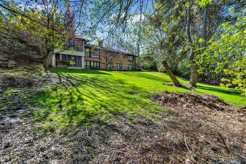 Photo 22 at 18 Brian Cliff Drive, Don Mills, Toronto