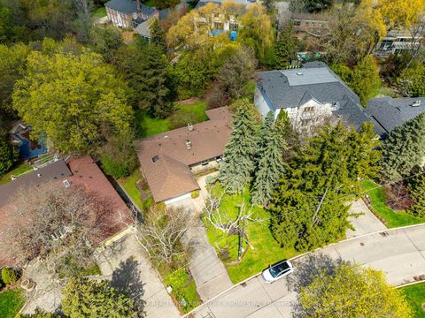 Photo 23 at 18 Brian Cliff Drive, Don Mills, Toronto