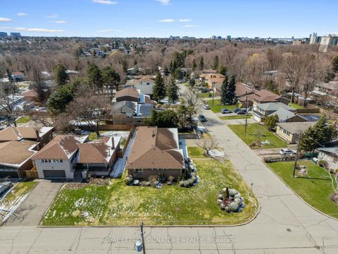 Photo 31 at 66 Carscadden Drive, Branson, Toronto