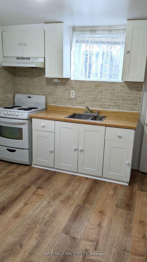 Photo 15 at 40 Dominion Road, Long Branch, Toronto