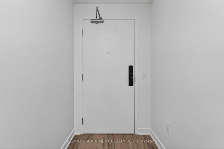 Photo 1 at 707 - 461 Green Road W, Lakeshore, Hamilton