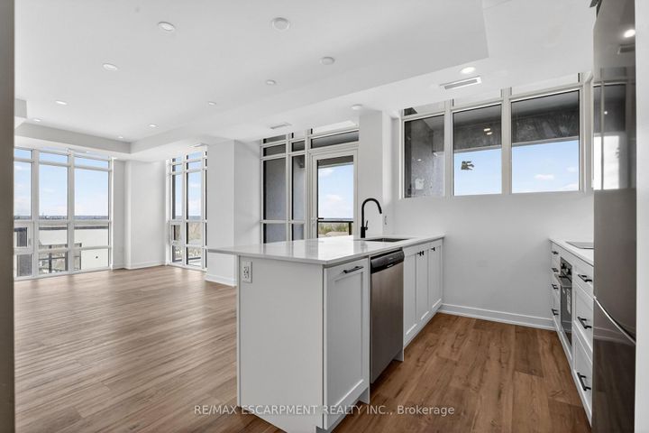 Photo 5 at 707 - 461 Green Road W, Lakeshore, Hamilton