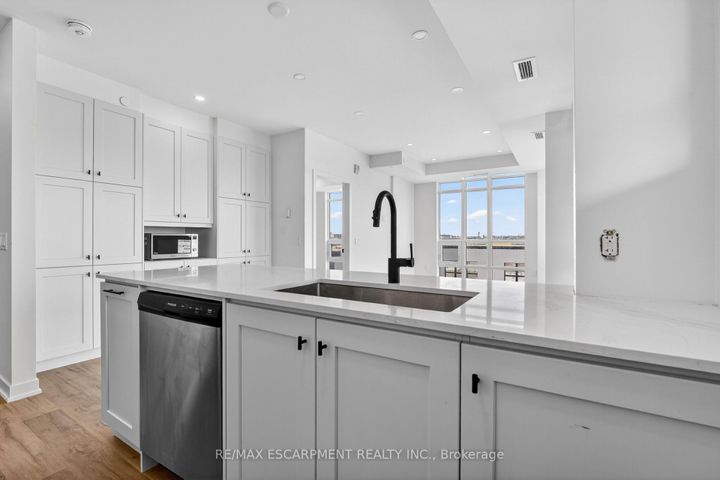Photo 8 at 707 - 461 Green Road W, Lakeshore, Hamilton