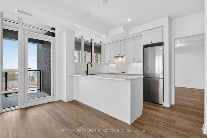 Photo 9 at 707 - 461 Green Road W, Lakeshore, Hamilton