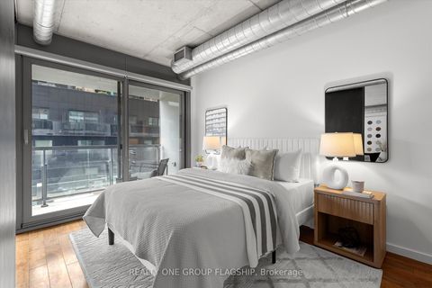 Photo 12 at 409 - 32 Trolley Crescent, Moss Park, Toronto