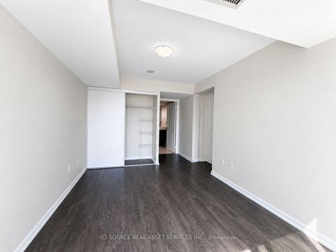 Photo 10 at 725 - 85 East Liberty Street, Niagara, Toronto