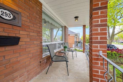 Photo 3 at 293 Thirtieth Street, Alderwood, Toronto