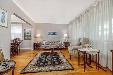 Photo 7 at 293 Thirtieth Street, Alderwood, Toronto
