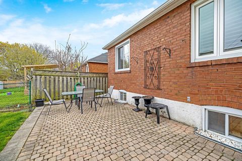 Photo 32 at 293 Thirtieth Street, Alderwood, Toronto