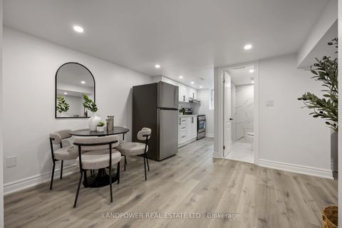Photo 34 at 195 Phyllis Avenue, Cliffcrest, Toronto