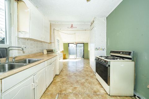Photo 5 at 403 Brock Avenue, Dufferin Grove, Toronto