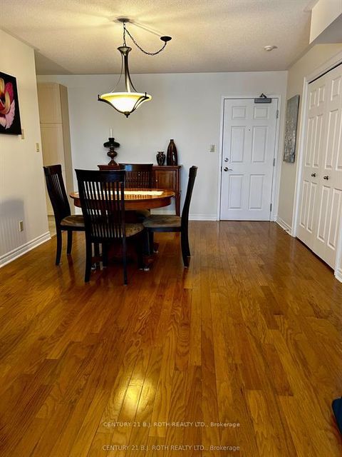 Photo 4 at 203 - 500 Mapleview Drive W, Holly, Barrie