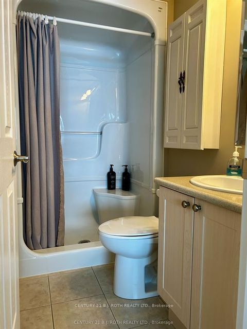 Photo 15 at 203 - 500 Mapleview Drive W, Holly, Barrie