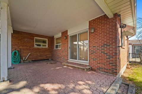 Photo 39 at 8 Underhill Drive, Donalda, Toronto