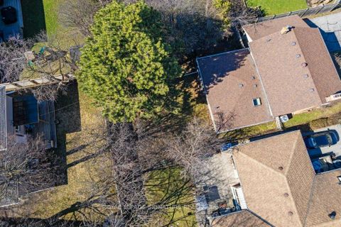 Photo 49 at 8 Underhill Drive, Donalda, Toronto